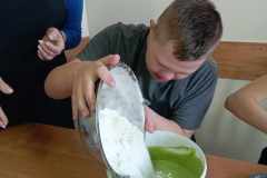 Messenger_creation_6922ba31-4de3-44fa-82c6-f4dceca98223