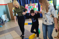 received_108244065614409_Easy-Resize.com_