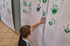 received_694947165839355_Easy-Resize.com_