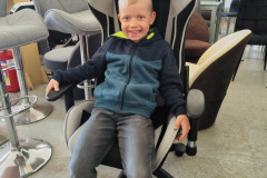 received_280355514321995_Easy-Resize.com_