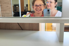 received_987436652623156_Easy-Resize.com_