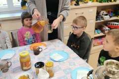 266564099_214274660886782_1782377150947322287_n