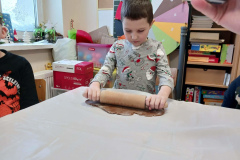 received_666099358330306_Easy-Resize.com_