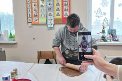 received_698910838471451_Easy-Resize.com_