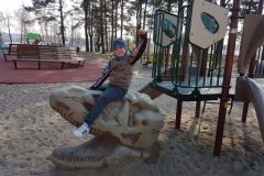 received_930547664309663_Easy-Resize.com_