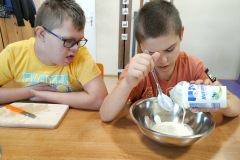 IMG20221004091210_Easy-Resize.com_