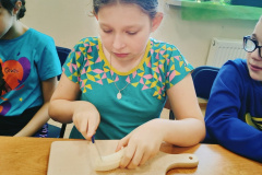 IMG20230322090403_Easy-Resize.com_