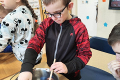 received_601408455240517_Easy-Resize.com_