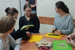 received_5884976361554573_copy_600x1334_1