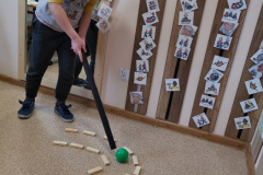 25