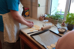 175798865_208380407409368_6659483628267636826_n